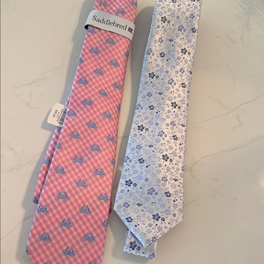 Saddlebred Pink and White Floral Ties